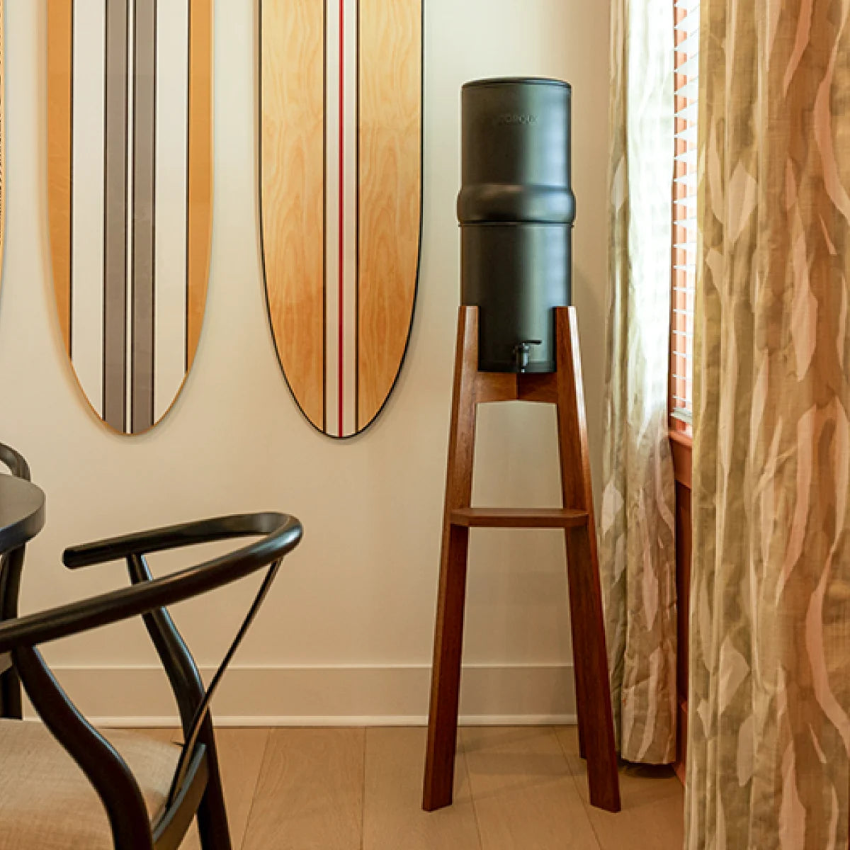 Teak Wood Floor Stand